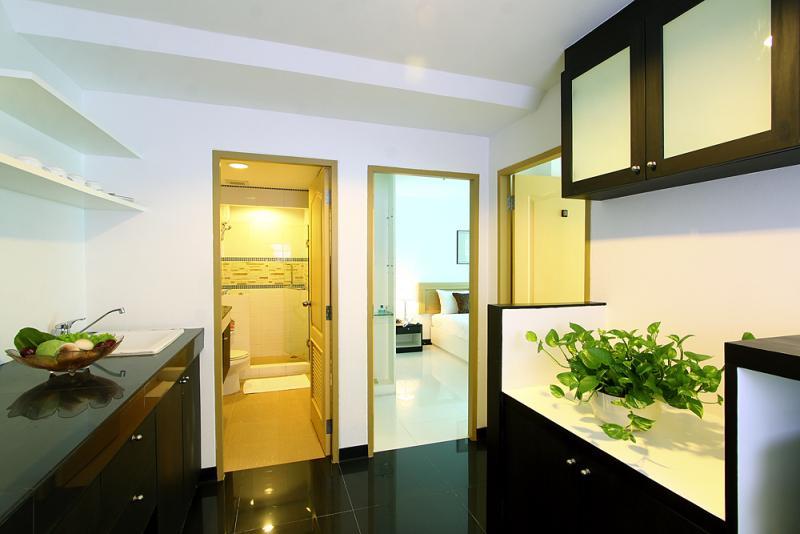 Laurel Suite Бангкок Номер фото